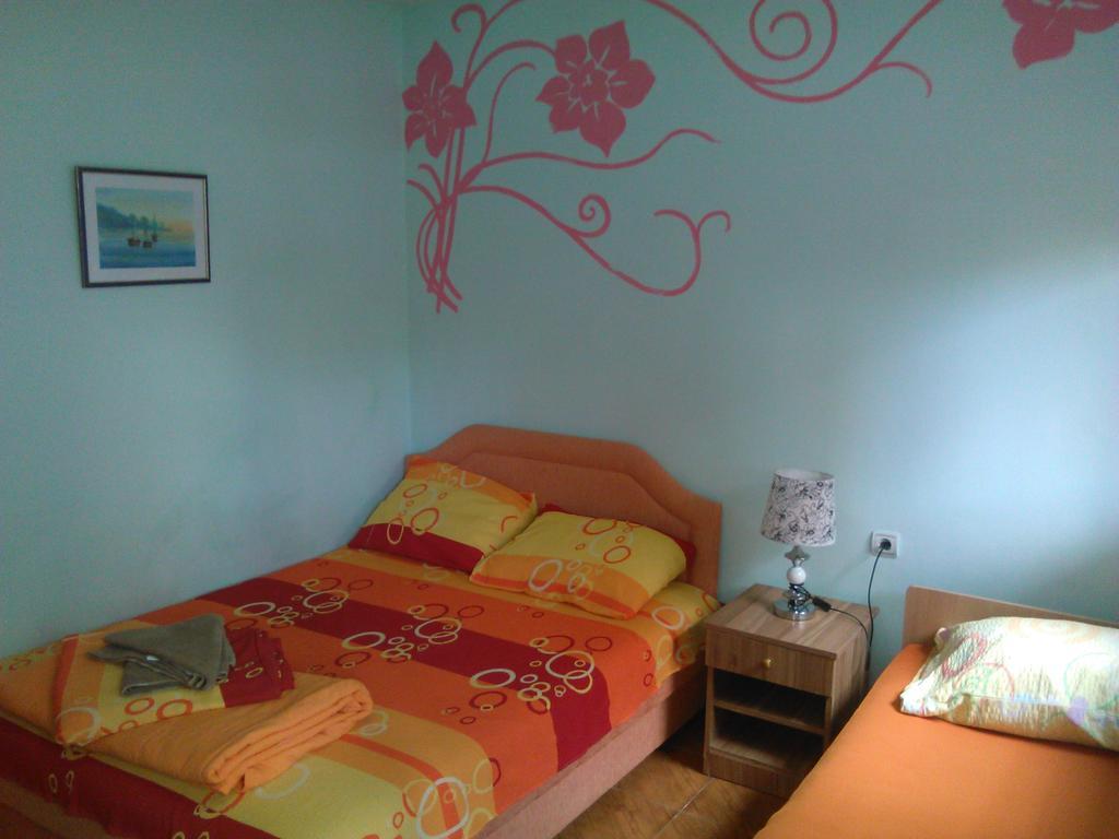 Apartmani Pikula Sutomore Exterior photo